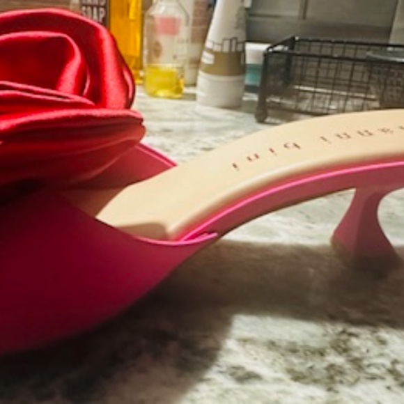 Gianni Bini Pink/ LG RED BOW SLIP ON PUMP NEVER WORN IN WRAPPER! - SIZE 9.5 M - Picture 3 of 13